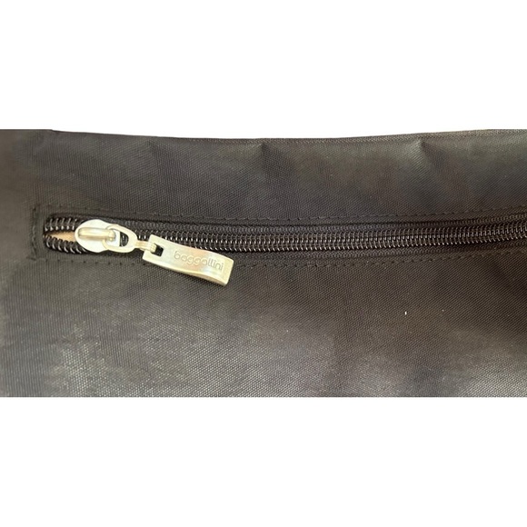 Baggallini black nylon fanny pack bag - Picture 3 of 8